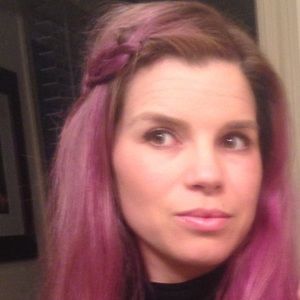 Meet your Posher, Haily